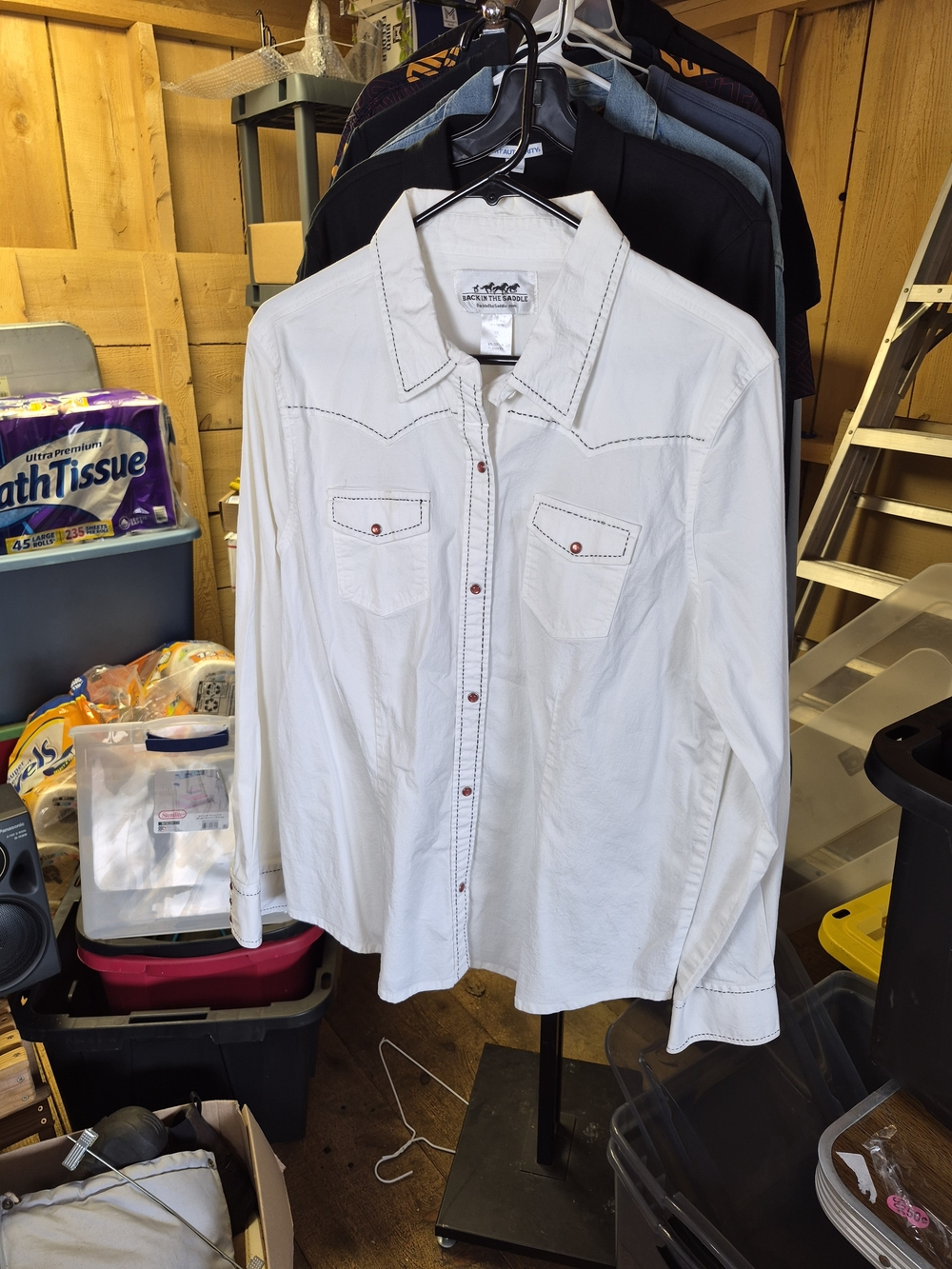 White Men’s Western-Inspired Button-Down Shirt Bin 52